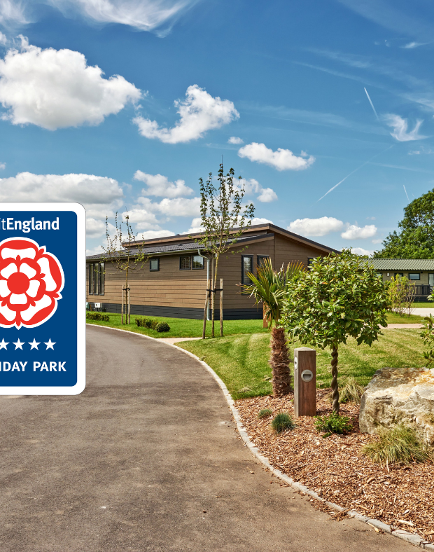 5 star (2) Foxhunter Park